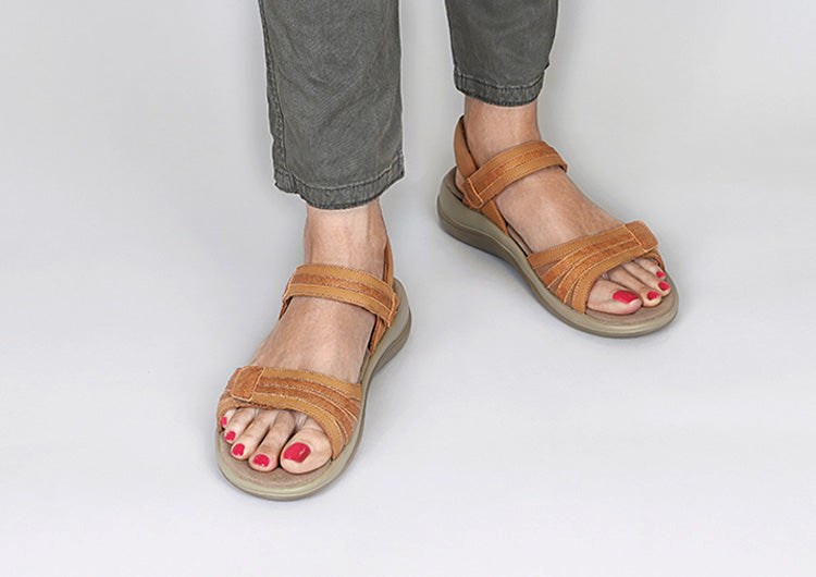 Orthofeet Arch Support Orthotic Women's Sandals Camel | EL9754106